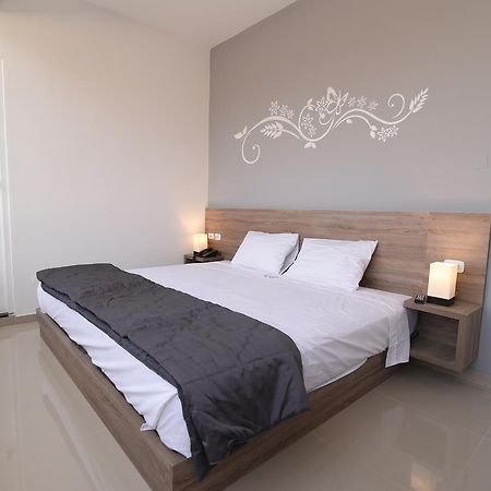 Escala Urban Hotel Чиклайо Экстерьер фото