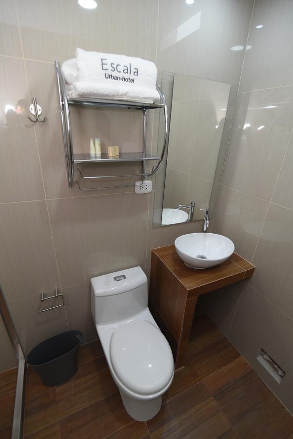 Escala Urban Hotel Чиклайо Экстерьер фото