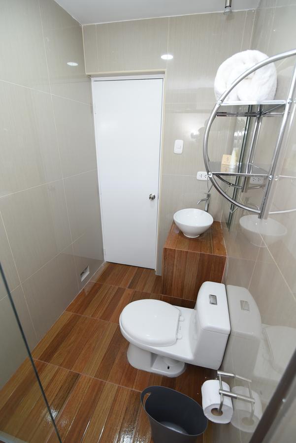 Escala Urban Hotel Чиклайо Экстерьер фото