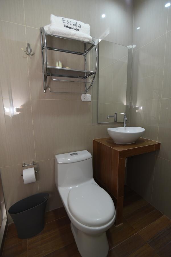 Escala Urban Hotel Чиклайо Экстерьер фото