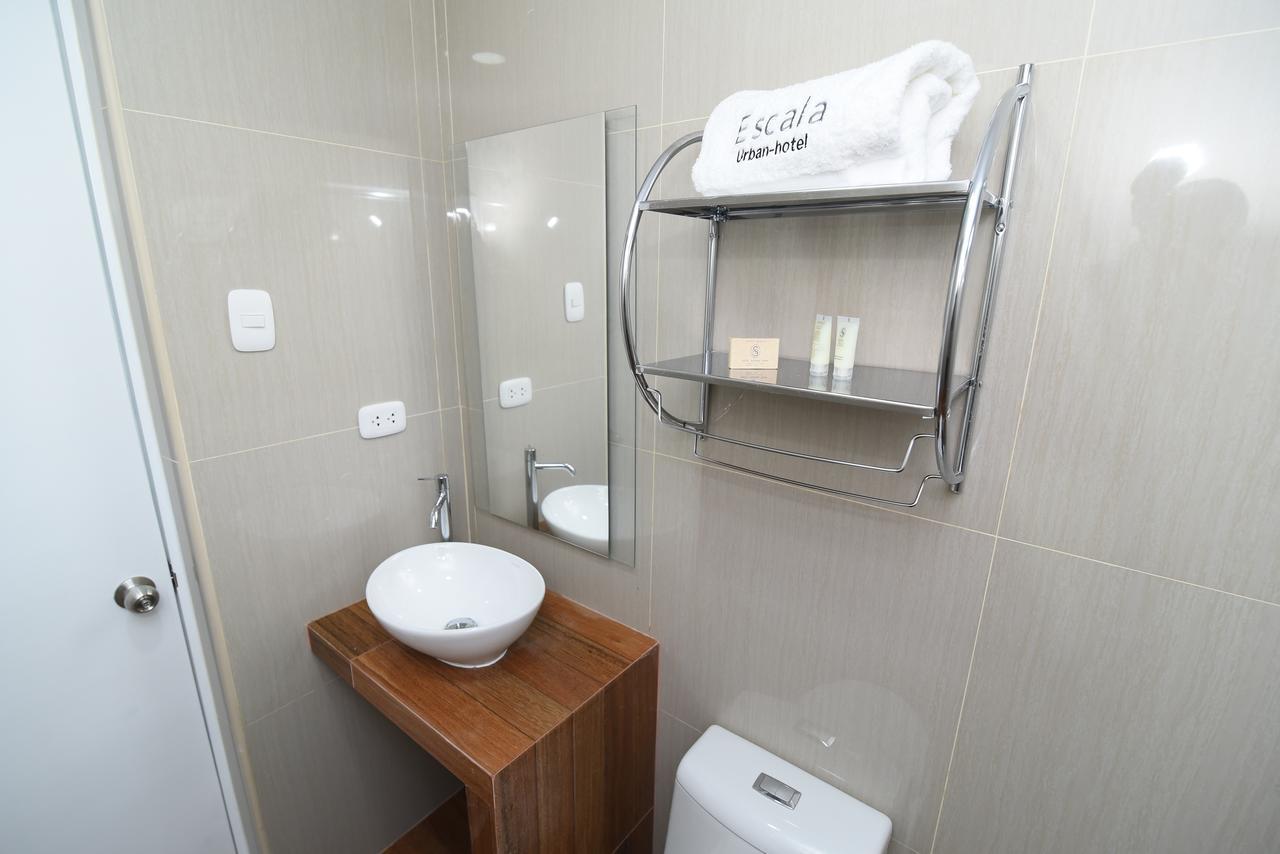 Escala Urban Hotel Чиклайо Экстерьер фото