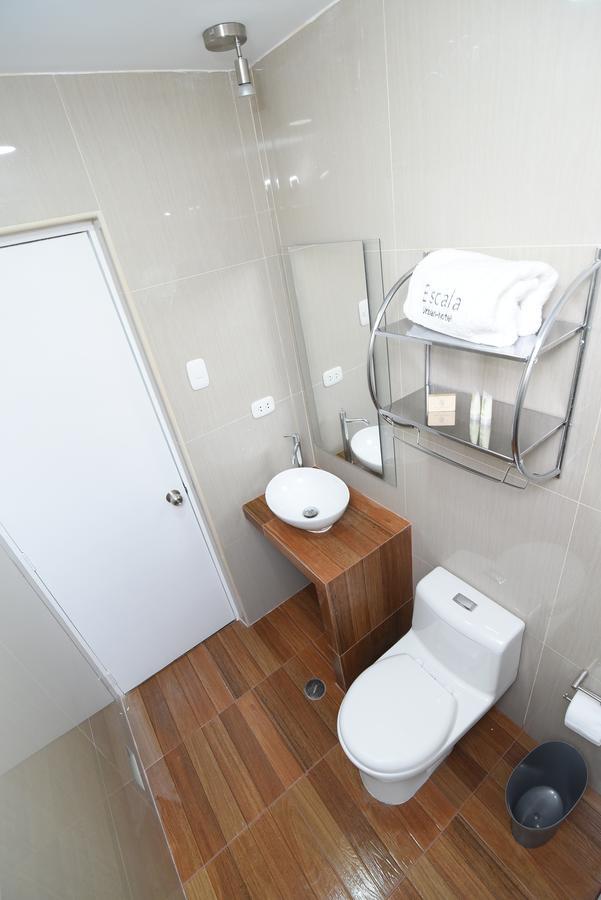 Escala Urban Hotel Чиклайо Экстерьер фото